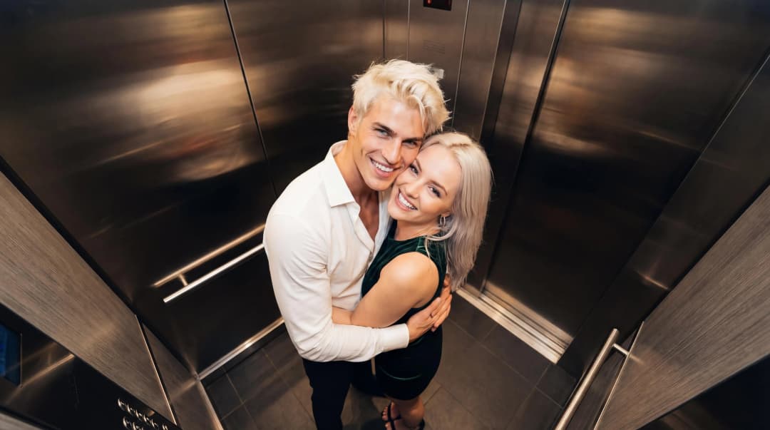 Elevator Kiss kiss scene